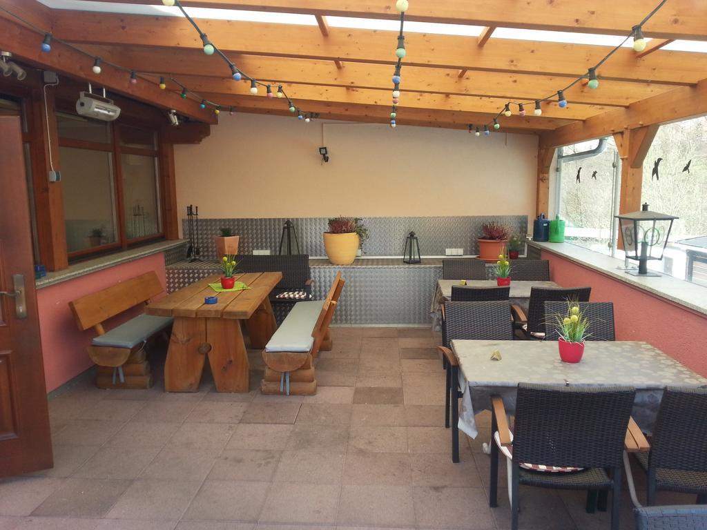 Landgasthof Lang Zum Adler Oberkalbach エクステリア 写真